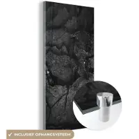 MuchoWow Glasschilderij zwart wit - Steen - Zwart - Wit - Gesteente - 20x40 cm - Muurdecoratie - Woonkamer decoratie