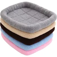 Topmast WoolyPaws - 75 x 46 x 7 cm - Camel - Bumperbed - Benchkussen - Hondenbed - Benchmat - Voor Hond of Kat - Zacht Fleece - Wasbaar