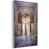MuchoWow Wanddecoratie Metaal - Aluminium Schilderij Industrieel - Marmer - Gebouw - Architectuur - Vrouw - 120x180 cm - Dibond - Foto op aluminium - Industriële muurdecoratie - Voor de woonkamer/slaapkamer