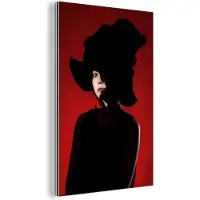 MuchoWow Wanddecoratie Metaal - Aluminium Schilderij Industrieel - Rood - Vrouw - Zwart - Portret - 40x60 cm - Dibond - Foto op aluminium - Industriële muurdecoratie - Voor de woonkamer/slaapkamer