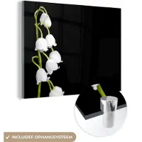 MuchoWow Glasschilderij 40x30 cm - Schilderij acrylglas - Lelietjes van dalen - Bloemen - Zwart - Flora - Foto op glas - Muurdecoratie woonkamer - Wanddecoratie slaapkamer - Schilderijen