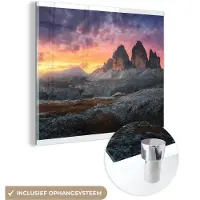 MuchoWow Glasschilderij 20x20 cm - Schilderij acrylglas - Rotsen - Berg - Zonsondergang - Landschap - Foto op glas - Schilderijen