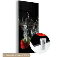 MuchoWow Glasschilderij 80x160 cm - Schilderij acrylglas - Aardbeien - Fruit - Water - Zwart - Rood - Foto op glas - Schilderijen