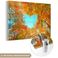 MuchoWow Glasschilderij - Schilderij glas - Bladeren - Hart - Natuur - Bomen - Herfst - Acrylplaat - Wanddecoratie - Muurdecoratie - Glas schilderij - 60x40 cm - Acrylglas