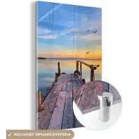 MuchoWow Glasschilderij - Foto op glas - Steiger - Water - Vogels - Natuur - Acrylglas - Schilderij glas - Acrylplaat - Wanddecoratie - 60x90 cm - Glasschilderij natuur - Muurdecoratie