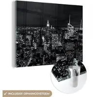 MuchoWow Glasschilderij 160x120 cm - Schilderij acrylglas - Skyline - Zwart - Wit - New York - Amerika - Foto op glas - Schilderijen