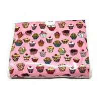 Vagabond Hang-Up Toilettas "Cup Cakes" 5678-afmeting 25,5 x 5 x 20 cm opgevouwen.