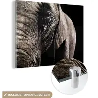 MuchoWow Glasschilderij 160x120 cm - Schilderij acrylglas - Olifant - Dieren - Close up - Zwart - Foto op glas - Schilderijen