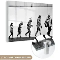 MuchoWow Glasschilderij - Street art - Evolutie - Mensen - Vrouw - Schilderij glas - 120x80 cm - Foto op glas