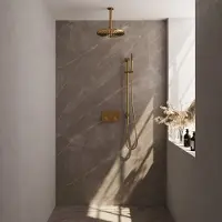 Brauer Carving Inbouw Doucheset - Staafhanddouche - 30cm Hoofdouche - Plafondbuis - Glijstang - Geborsteld Goud PVD - Messing - Kranen, Douchekranen, - Kranen, Douchekranen, Douchesets, Inbouw