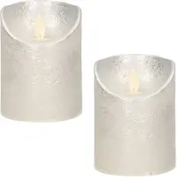 Anna's Collection 2x LED kaarsen/stompkaarsen zilver met dansvlam 10 cm - LED kaarsen
