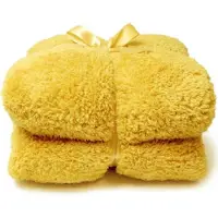 Unique living | teddy plaid 150x200cm bamboo yellow