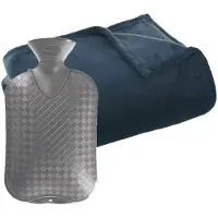 Atmosphera Fleece deken/plaid Navy Blauw 130 x 180 cm en een warmwater kruik 2 liter - Plaids