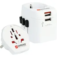 Skross - Reisadapter - Wereld naar Europa - met randaarde stekker (zonder Zwitserland & Italië) + 2xUSB 2400 mA