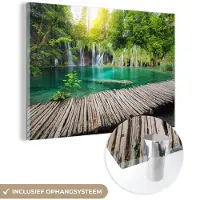MuchoWow Glasschilderij 60x40 cm - Schilderij acrylglas - Brug - Waterval - Natuur - Foto op glas - Schilderijen