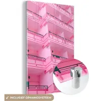 MuchoWow Glasschilderij 20x30 cm - Schilderij acrylglas - Balkon - Zomer - Roze - Architectuur - Foto op glas - Schilderijen
