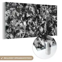 MuchoWow Glasschilderij zwart wit - Zwart - Wit - Steen - Graniet - 40x20 cm - Foto op glas - Slaapkamer decoratie