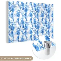 MuchoWow Glasschilderij 120x80 cm - Schilderij acrylglas - Bloemen - Blauw - Hortensia - Foto op glas - Schilderijen