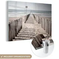 MuchoWow Glasschilderij 30x20 cm - Schilderij acrylglas - Strand - Hek - Schaduw - Foto op glas - Muurdecoratie woonkamer - Wanddecoratie slaapkamer - Schilderijen