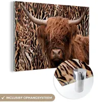 MuchoWow Glasschilderij 150x100 cm - Schilderij acrylglas - Panterprint - Dieren - Schotse hooglander - Foto op glas - Schilderijen
