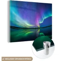 MuchoWow Glasschilderij 80x60 cm - Schilderij acrylglas - Noorderlicht - Sterrenhemel - Reflectie - Foto op glas - Schilderijen