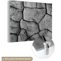 MuchoWow Glasschilderij - Zwart - Wit - Klei - Steen - 160x120 cm - Schilderij glas - Kamerdecoratie