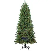 Royal christmas - Kunstkerstboom Alaska Smal Premium PE / PVC - 250 warm LED lampjes - Kleur Groen - Lengte 210 cm - 1087 Takken