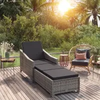 The Living Store Ligstoel Tuin - 201x54 cm - PE-rattan - Grijs - Inclusief kussen