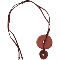 Behave – Ketting – Rood – Suède koord – Schelphangers – 65 cm – Verstelbaar