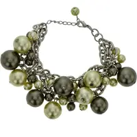 Behave - armband met groene parels - opvallende look voor avondstijl