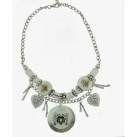 Behave - Korte ketting met kristalsteen en vlinders - Zilverkleur - 40 cm + 7,5 cm verlengketting