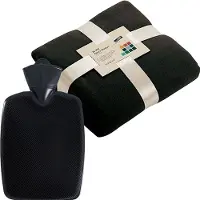 Merkloos Winter voordeel combi - Fleece deken zwart met warmwaterkruik goud 2 liter - Plaids
