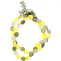 Behave - Ketting groen met acryl kralen en strik - Modeaccessoire voor casual en feestelijke outfits - Lengte 40 cm