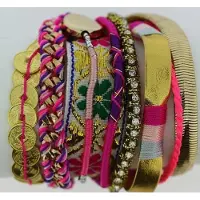 Behave - Armband - kleurrijke bandjes - boho festivalstijl - 17,5 cm