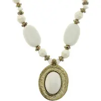 Behave ketting - Diverse kralen met goudkleurige ovale hanger - Mode accessoires - Nikkelvrij - 45 cm