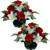 Louis Maes Kunstbloemen plantje in pot - 2x - kleuren rood/wit - 25 cm - Bloemstuk ornament - orchidee/rozen met bladgroen