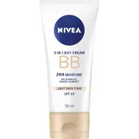 Nivea Verfraaiende hydraterende crème 5-in-1 BB Cream SPF 15 (5in1 Beautifying Moisturizer), 50 ml, voor een donkerdere huidtint
