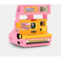 Polaroid 600 MALIBU BARBIE INSTANT FILM CAMERA