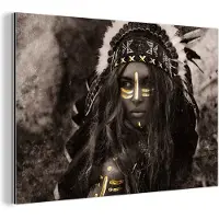 MuchoWow Wanddecoratie Metaal - Aluminium Schilderij Industrieel - Vrouw - Indianentooi - Goud - 180x120 cm - Dibond - Foto op aluminium - Industriële muurdecoratie - Voor de woonkamer/slaapkamer