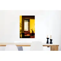 MuchoWow Wanddecoratie Metaal - Aluminium Schilderij Industrieel - Deur - Geel - Architectuur - Schaduw - 40x60 cm - Dibond - Foto op aluminium - Industriële muurdecoratie - Voor de woonkamer/slaapkamer