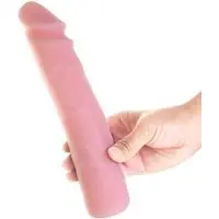 Baile Love Companion - Dildo - Realistisch - 23 x 4,5 cm - Siliconen - Waterbestendig - Flesh
