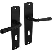 Intersteel Deurkruk Helena op schild Profielcilindergat - PC72