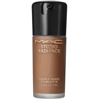 M.A.C Studio Radiance Serum-powered Foundation Vloeibare foundation -