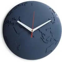 Qualy - Donker Blauw Wandklok “World Wide Waste Clock” W305 x L305 x H34 mm 460 gr