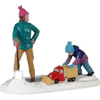 Lemax Vail Village Kerstdorpminiatuur Clearing The Sidewalk (sneeuwruimen) 9,2 X 4,4 X 7,3 Cm