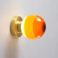 Marset Design wandlamp Dipping Light A2, dimbaar, messing / goud, Woon-/ Eetkamer, metaal, Design, Wandlamp design