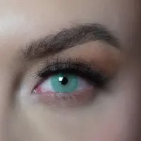 Dezzy's Copacabana -4.50 - Realistische Kleurlenzen - Groen - Jaarlenzen - Kleurlenzen op sterkte en zonder sterkte - Dekkende/zachte lenzen - Comfortabel voor dagelijks gebruik - Halloween - Cosplay - Party