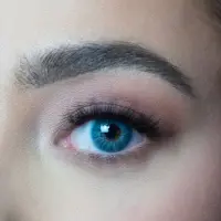 Dezzy's Dopamine -2.25 - Realistische Kleurlenzen - Blauw - Jaarlenzen - Kleurlenzen op sterkte en zonder sterkte - Dekkende/zachte lenzen - Comfortabel voor dagelijks gebruik - Halloween - Cosplay - Party