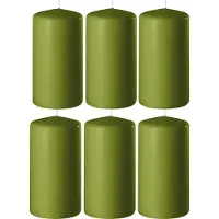 Enlightening Candles 6x Olijf groene cilinderkaarsen/stompkaarsen 6 x 8 cm 27 branduren - Geurloze kaarsen olijf groen - Woondecoraties