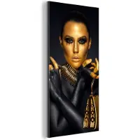 MuchoWow Wanddecoratie Metaal - Aluminium Schilderij Industrieel - Make up - Tas - Goud - Luxe - Vrouw - 80x160 cm - Dibond - Foto op aluminium - Industriële muurdecoratie - Voor de woonkamer/slaapkamer